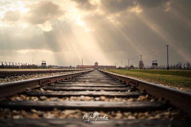 Auschwitz and Birkenau WITHOUT GUIDE private transport from Kraków - Private transport from Kraków: getting there without the day falling apart