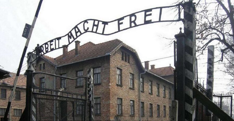 Auschwitz-Birkenau and Krakow Private Car Trip from Katowice - Private Car from Katowice: The Day Starts Without Stress