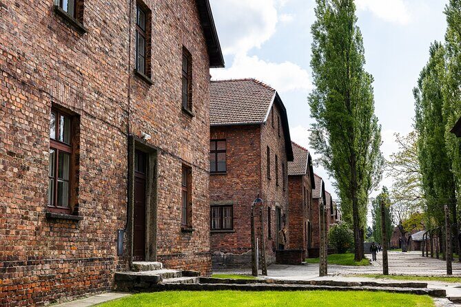 Auschwitz-Birkenau: Day Trip & Transfer from Kraków - Return to Kraków: Don’t Underestimate the End-of-Day Fatigue