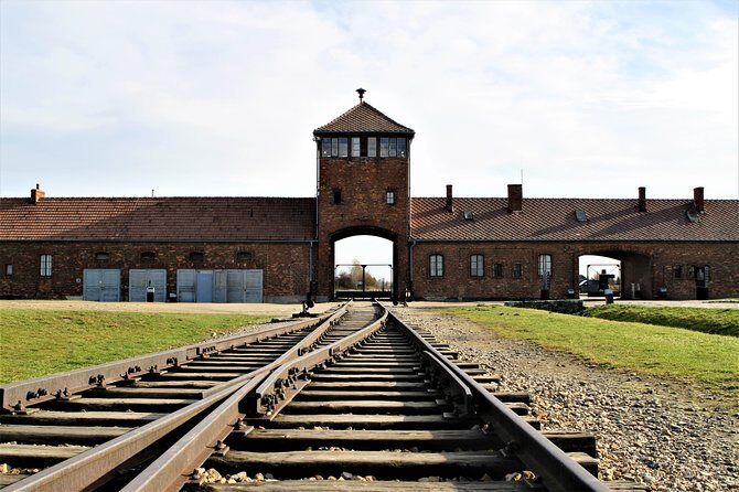 Auschwitz & Birkenau English guided tour by private transport from Katowice - The Auschwitz Museum Experience: 2 Hours That Go Fast