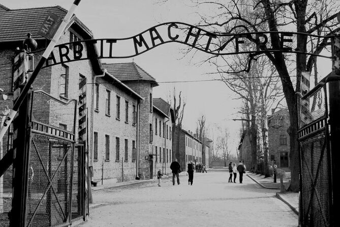 Auschwitz-Birkenau Guided Shared Tour from Krakow - Why This Shared Format Works for Auschwitz-Birkenau