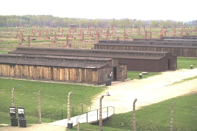 Auschwitz-Birkenau Guided Shared Tour from Krakow - Inside Auschwitz: What the Guided Walk Covers