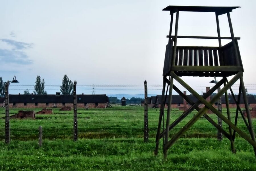 Auschwitz-Birkenau: Guided Tour and Skip-The-Line Ticket - Key things to know before you go