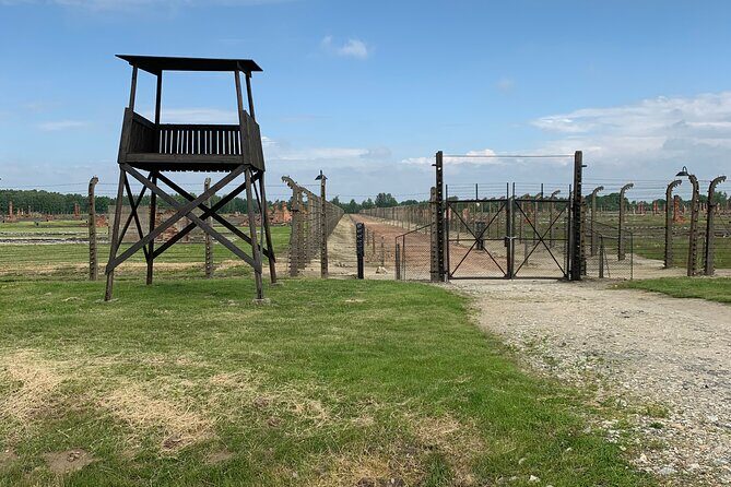 Auschwitz Birkenau Guided Tour/Skip The Line/PickUp/Guide ENG - Skip-the-Line Style Entry and Mobile Tickets: saving time at the gate