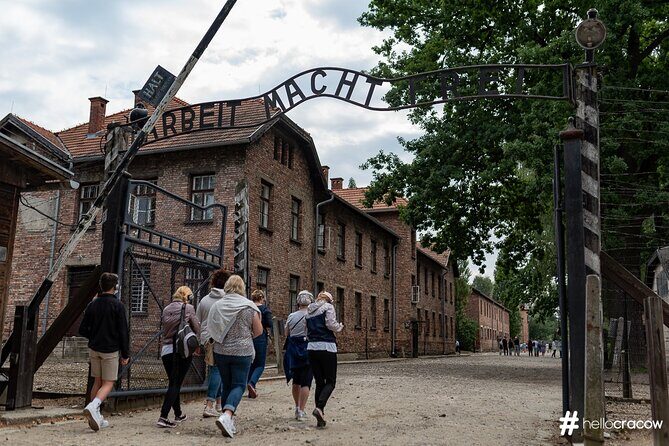 Auschwitz & Birkenau Guided Tour with Hotel Pickup from Krakow - Short Break Logic: Coffee and a reset before Birkenau