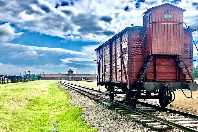 Auschwitz Birkenau Museum and Salt Mine All Inclusive DAY TRIP with Local Guides - The early start that shapes your whole day (pickup, timing, and transfers)