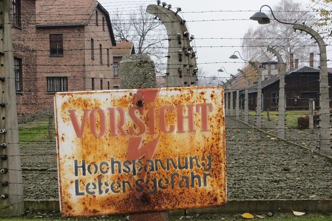 Auschwitz-Birkenau Museum Tour from Krakow - Auschwitz I: following the route instead of guessing it