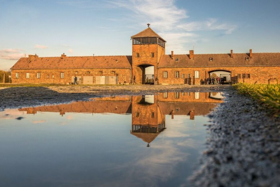 Auschwitz-Birkenau: Skip-the-Line Entry Ticket & Guided Tour - Headsets, group size, and how the tour actually feels