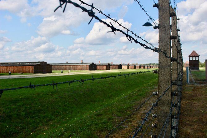 Auschwitz-Birkenau Tour: Tickets + Transportation from Krakow - The early start and why it changes everything