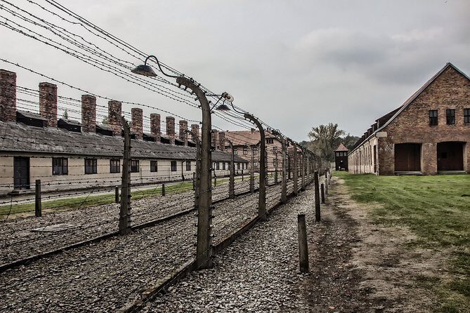 Auschwitz Private Tour - Auschwitz I (about 2 hours): blocks, jail, and the gas chamber sites