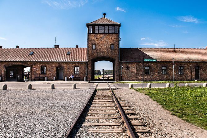 Day Trip: Auschwitz-Birkenau and Wieliczka Salt Mine from Krakow - How the day runs: early pickup, documentary, and a tight schedule