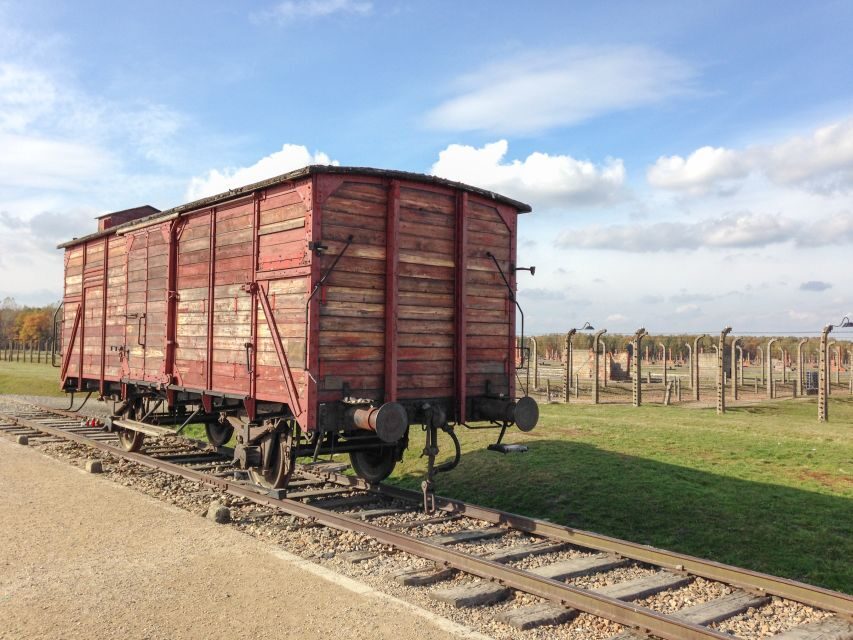 From Krakow: Auschwitz and Wieliczka Salt Mine Full-Day Trip - The Guide Factor: When the Day Feels Personal