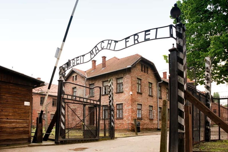 From Krakow: Auschwitz-Birkenau Guided Tour & Hotel Pickup - From Krakow to Oświęcim: why pickup matters