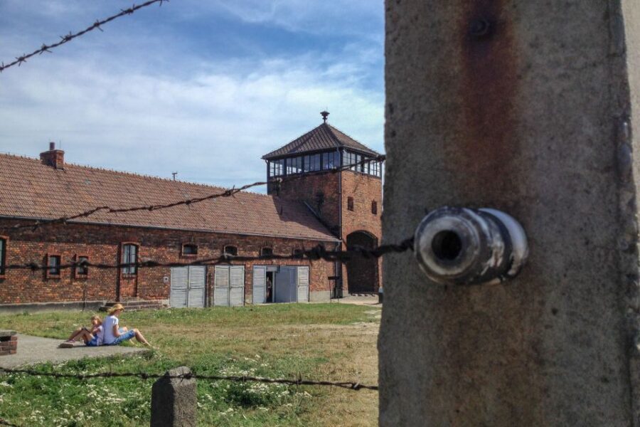 From Krakow: Auschwitz-Birkenau Private or Shared Tour - Auschwitz I: a 2-hour guided walk through the core story
