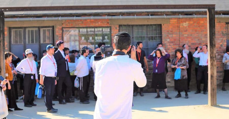 From Krakow: Auschwitz Birkenau Small Group Tour with Pickup - Why This Auschwitz-Birkenau Tour Feels Different Than Going Solo