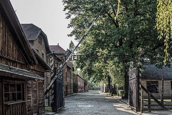 from Kraków: Auschwitz excursion with guaranteed Dutch guide - A hard day, mapped out: what this tour actually gives you
