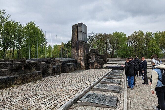 from Kraków: Auschwitz excursion with guaranteed Dutch guide - Guides like Wesley, Jeroen, Roland, and Marijke: why the story style matters