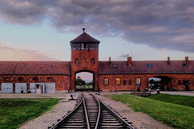 Full-Day Tour of Auschwitz and Wieliczka Salt Mine from Krakow - Wieliczka Salt Mine: The Surprise That Balances the Day