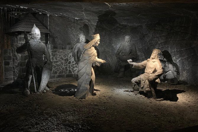 Full day tour to Auschwitz-Birkenau and Salt Mine with a local guide from Krakow - What to Bring: Small Items That Matter Here