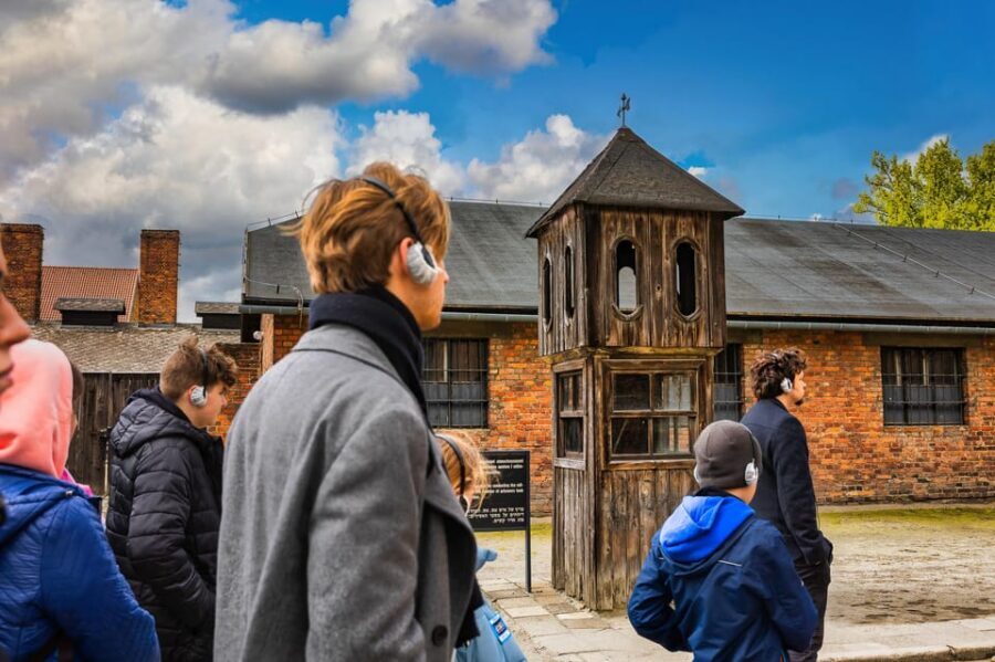 Krakow: Auschwitz-Birkenau Guided Tour and Private Transport - Key things that make this tour worth your time
