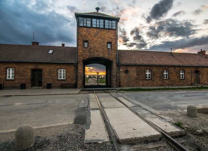Krakow: Auschwitz-Birkenau Guided Tour with Pickup & Lunch - First impressions at the memorial: the film that sets your footing