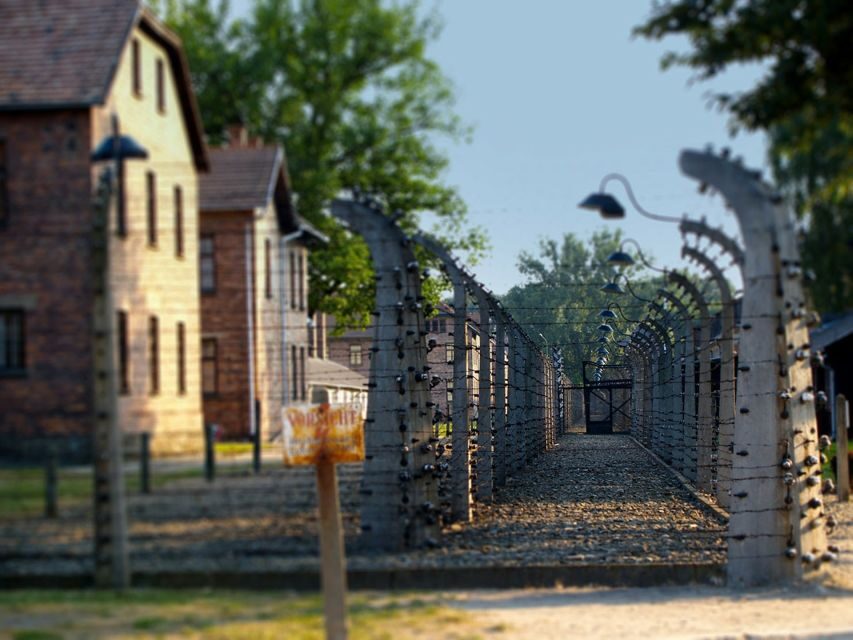 Krakow: Auschwitz Birkenau Museum Guided Tour with Pickup - Hotel Pickup and the Very Early Start from Krakow