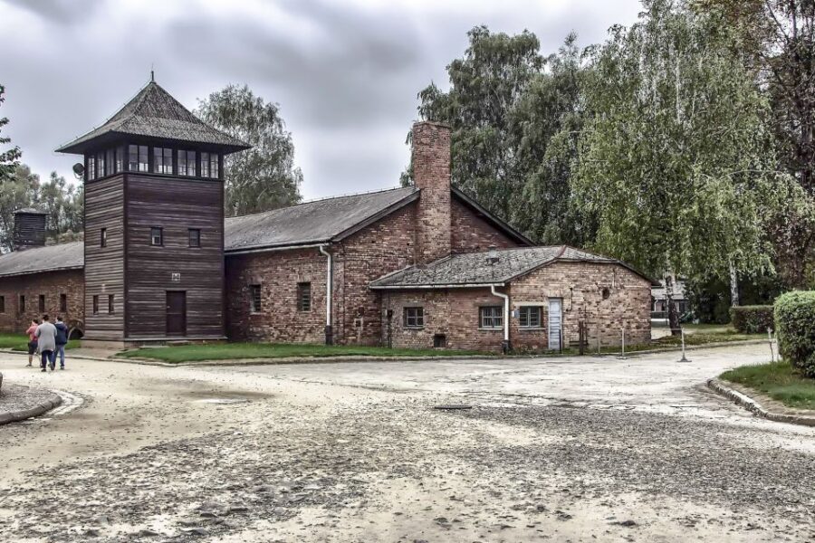 Krakow: Auschwitz Birkenau Museum Guided Tour with Pickup - Getting Water and Snacks: Small Things That Save Big Stress