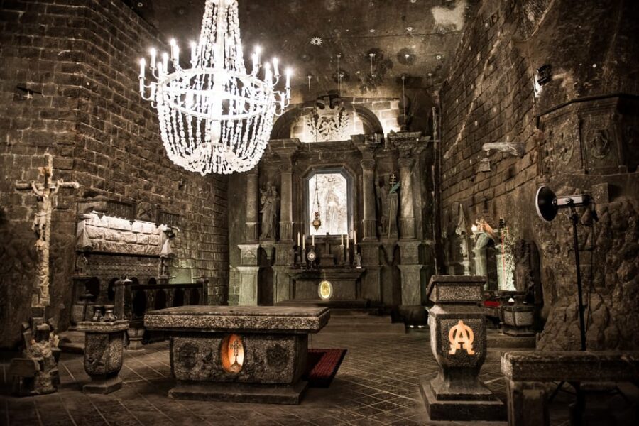 Krakow: Auschwitz-Birkenau & Wieliczka Salt Mine Day Tour - What This Day Tour Costs and When It’s Good Value