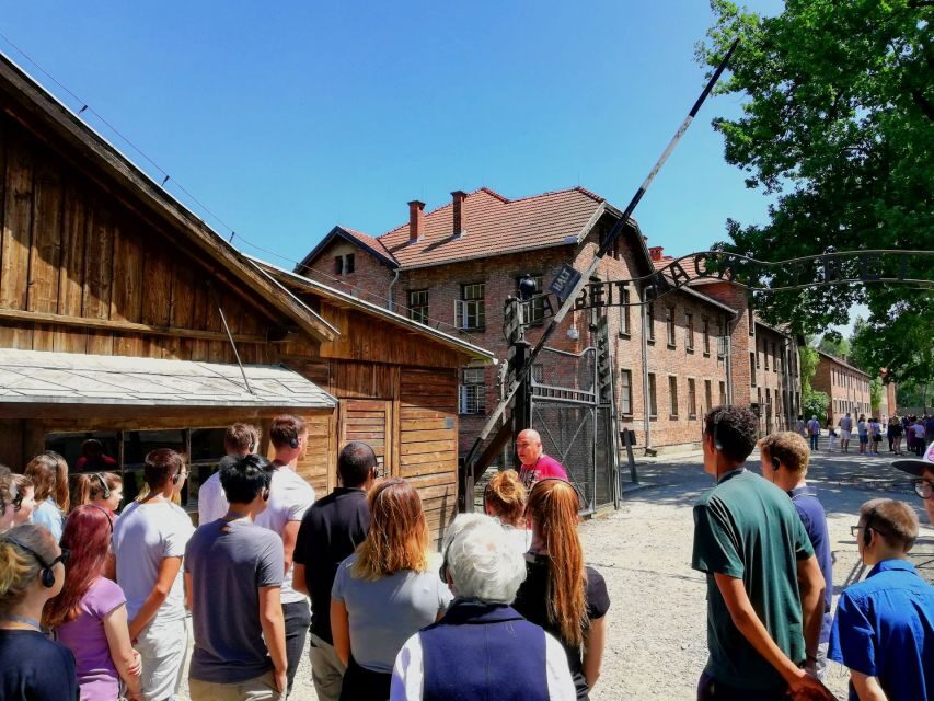 Krakow: Auschwitz Guided Tour with Pickup and Optional Lunch - Auschwitz I: the guided storyline you can actually follow
