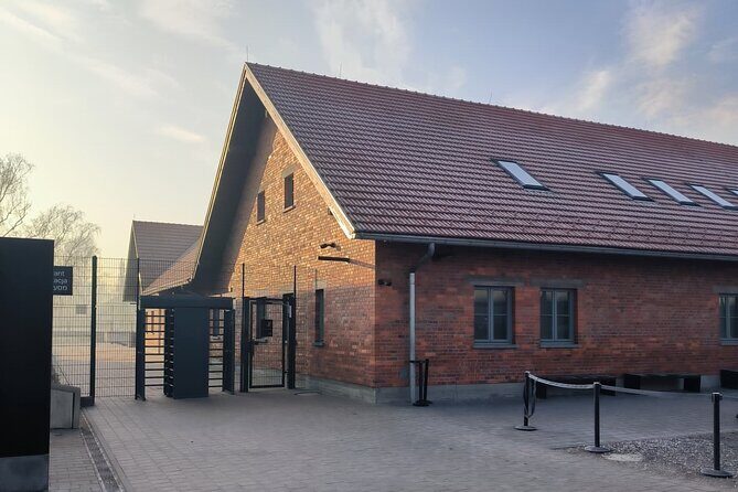 Private Guided Tour to Auschwitz & Birkenau from Krakow - Birkenau Auschwitz II: 1.5 hours in the place that shows scale