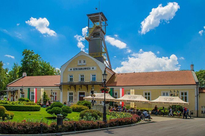 Super Saver: Auschwitz Birkenau & Wieliczka Salt Mine - Guide with Hotel Pickup - Auschwitz to Wieliczka: what this 11–12 hour combo really feels like